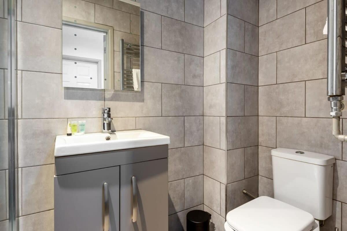Modern 1 Bed Budget Apartment In Central Halifax Luaran gambar